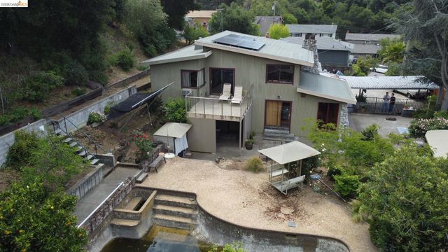 5284 Camino Alta Mira, Castro Valley, CA 94546