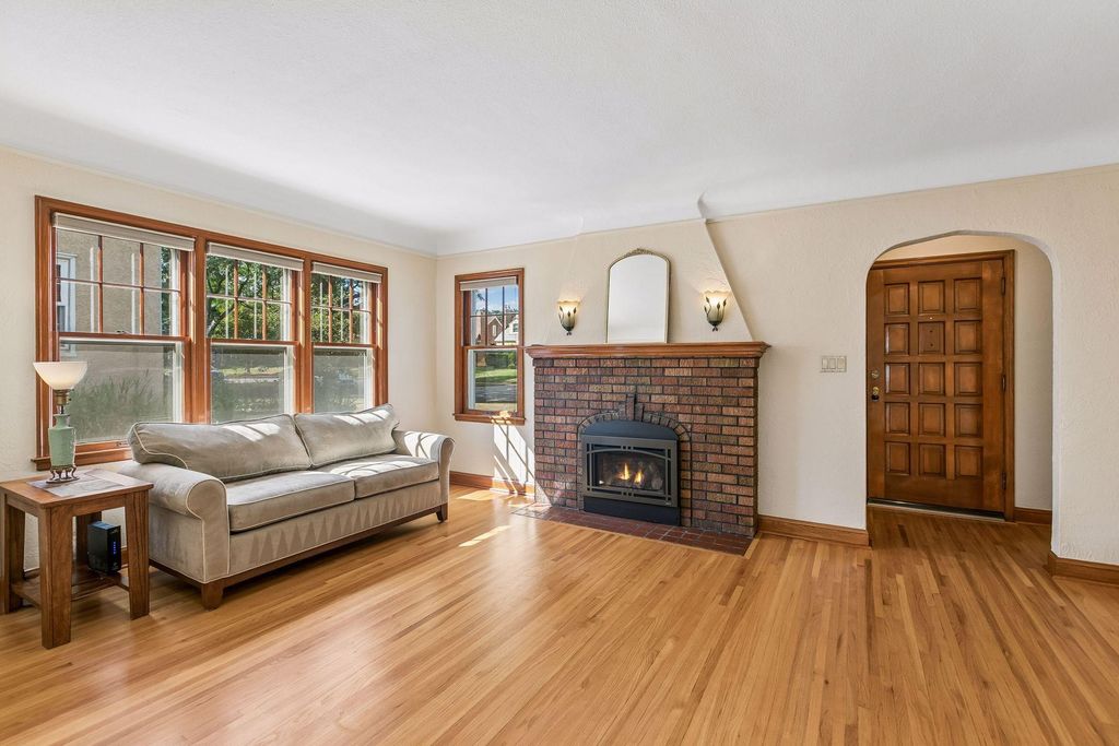1020 Hoyt Avenue W, Saint Paul, MN 55117 — photo 4