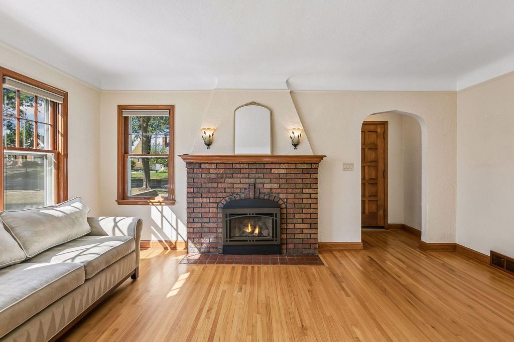 1020 Hoyt Avenue W, Saint Paul, MN 55117 — photo 5
