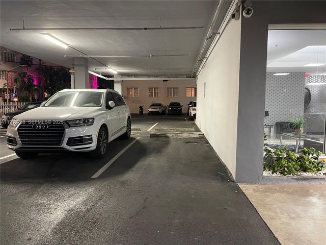 1255 Collins Ave 505, Miami Beach, FL 33139