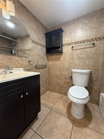 1255 Collins Ave 505, Miami Beach, FL 33139