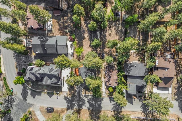 195 Elgin Road, Big Bear, CA 92315