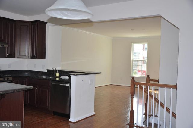 905 SUSAN CIR, North Wales, PA 19454