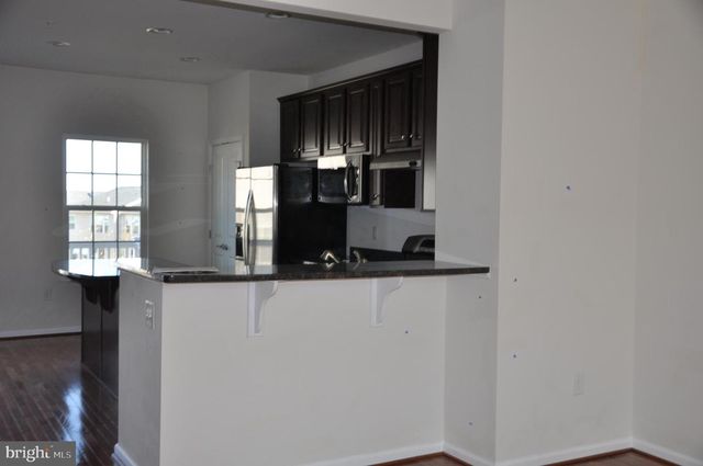 905 SUSAN CIR, North Wales, PA 19454