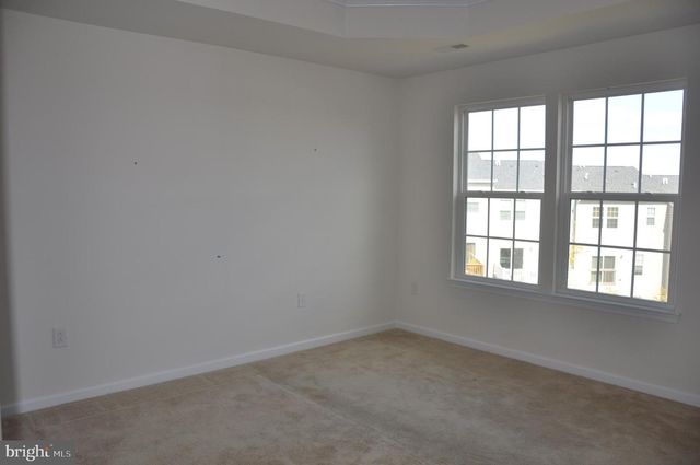 905 SUSAN CIR, North Wales, PA 19454