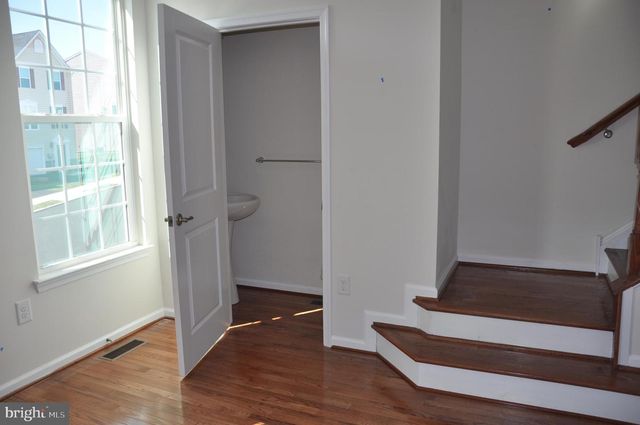 905 SUSAN CIR, North Wales, PA 19454