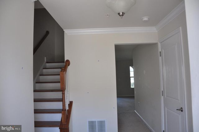 905 SUSAN CIR, North Wales, PA 19454