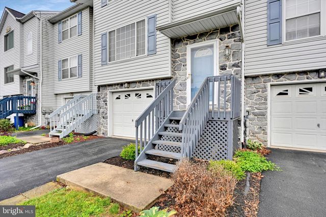 186 RIDERS WAY, Lebanon, PA 17042