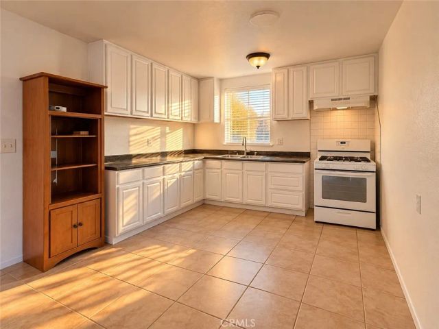 37442 4th st. E, Palmdale, CA 93550