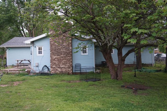 203 W King Drive, Willard, MO 65781