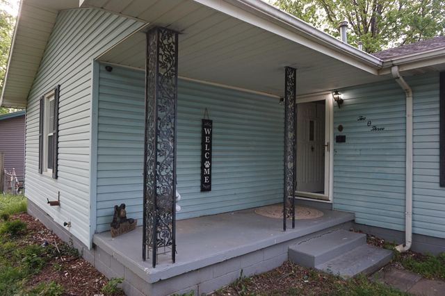 203 W King Drive, Willard, MO 65781