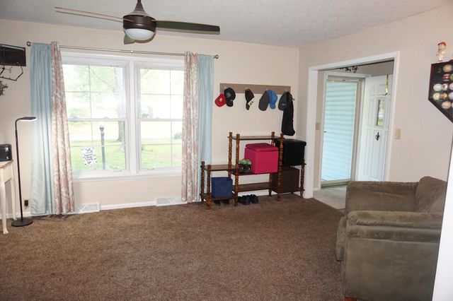 203 W King Drive, Willard, MO 65781