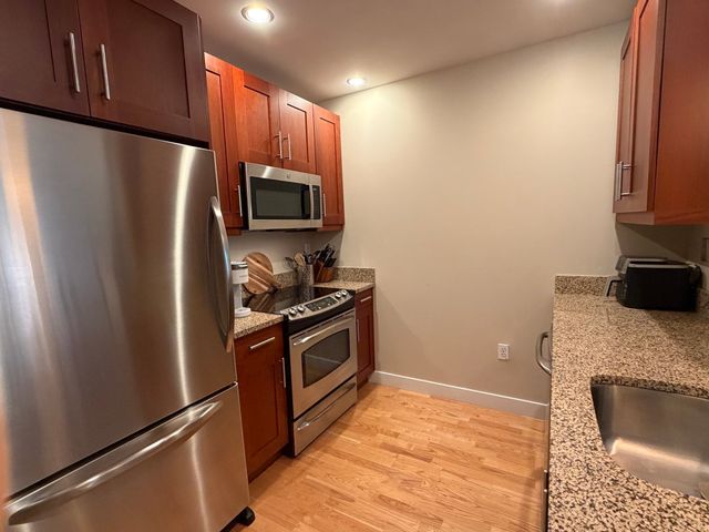 100 Station Landing 207, Medford, MA 02155