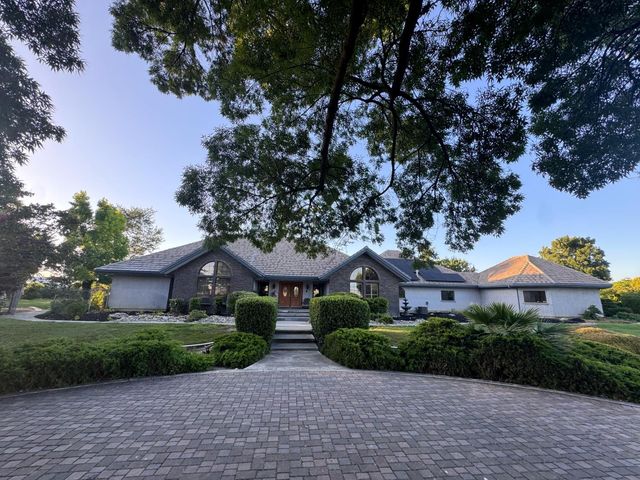 6425 W Linne Rd, Tracy, CA 95304