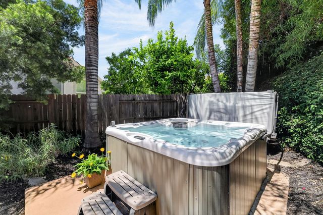 441 Renpoint Ct, Roseville, CA 95661