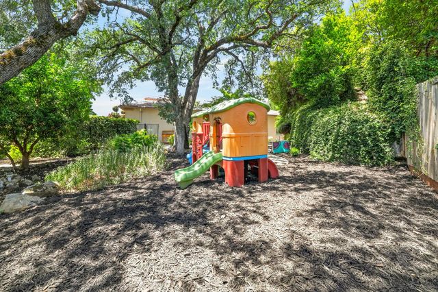 441 Renpoint Ct, Roseville, CA 95661