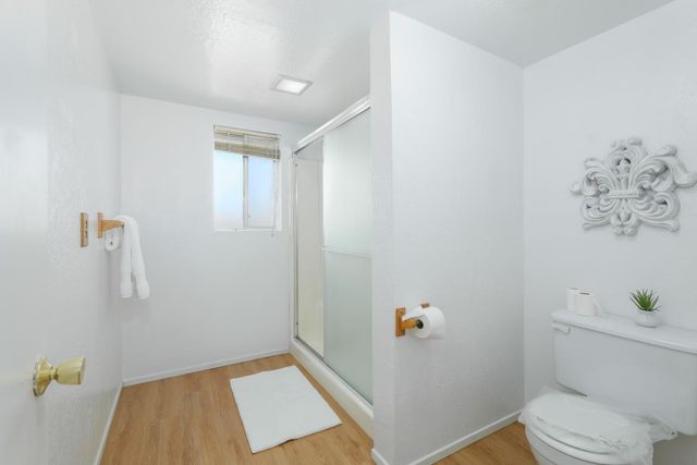 7284 Cromwell Way, Sacramento, CA 95822