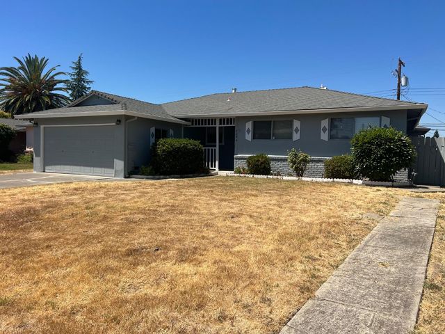 7284 Cromwell Way, Sacramento, CA 95822