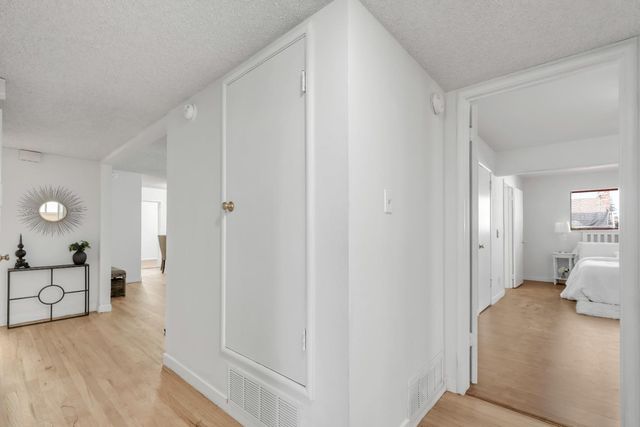 7284 Cromwell Way, Sacramento, CA 95822