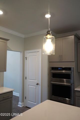 6 Stone Hearth Court, Bluffton, SC 29909