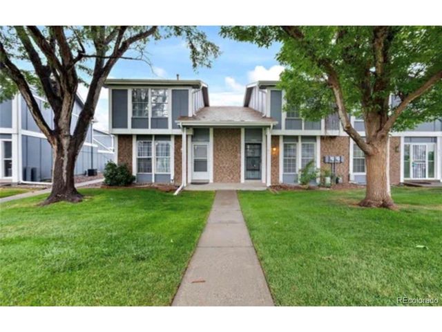 11906 E Canal Dr, Aurora, CO 80011