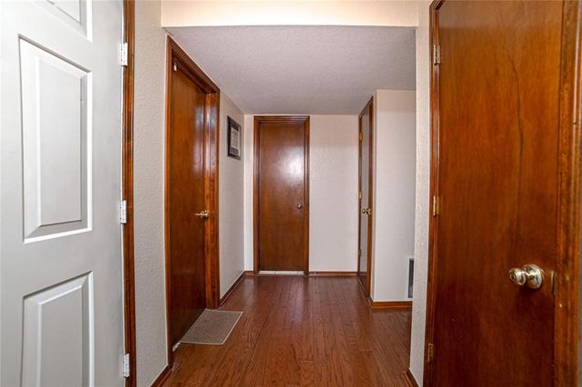 4400 Hemingway Drive 215, Oklahoma City, OK 73118