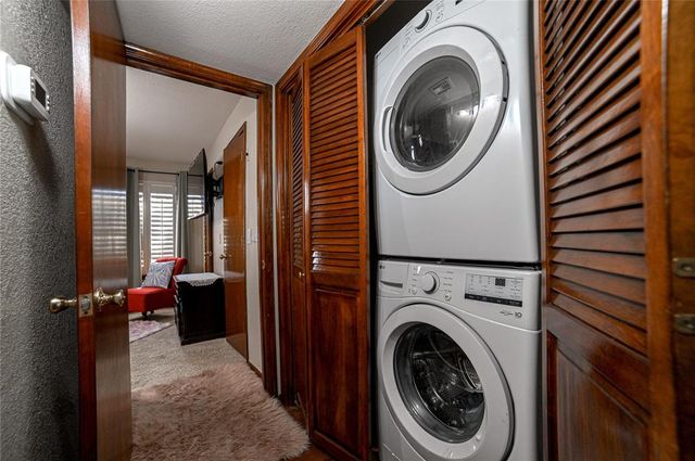 4400 Hemingway Drive 215, Oklahoma City, OK 73118