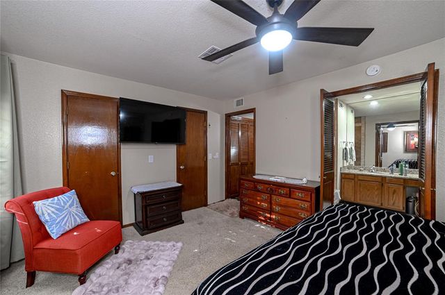 4400 Hemingway Drive 215, Oklahoma City, OK 73118