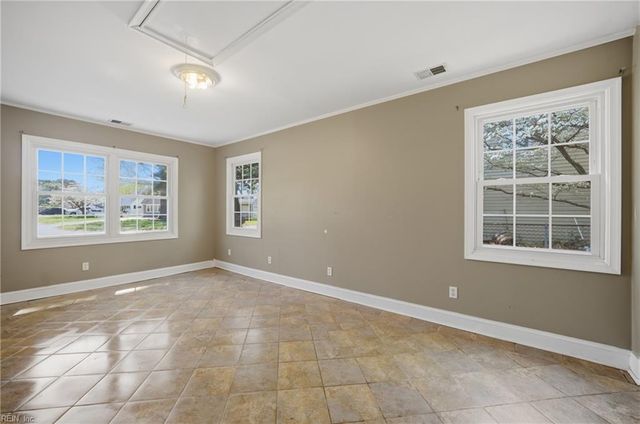 1818 Tulane RD, Norfolk, VA 23518