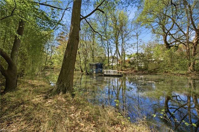 1818 Tulane RD, Norfolk, VA 23518