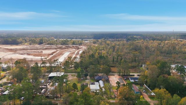 27043 Coach Light Lane, New Caney, TX 77357