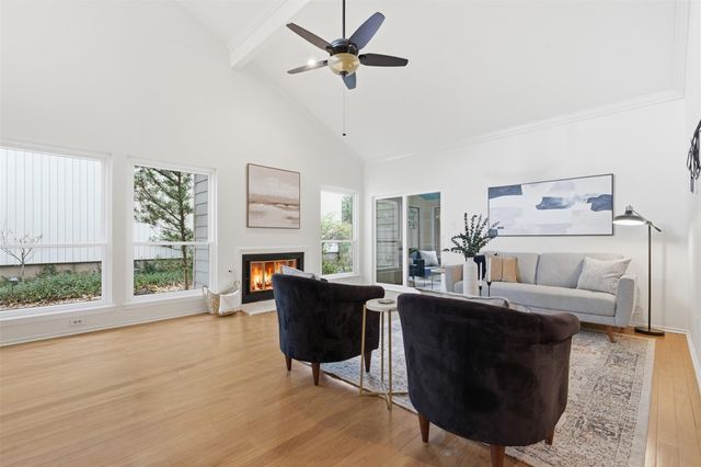 8101 Raintree PL, Austin, TX 78759