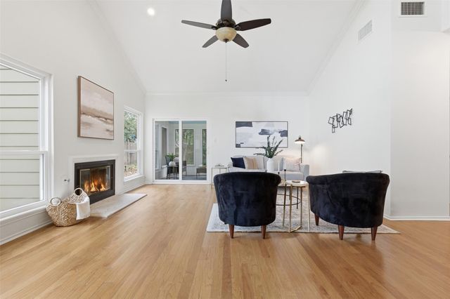 8101 Raintree PL, Austin, TX 78759