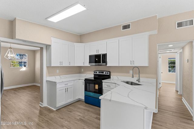 10531 RUTGERS Road, Jacksonville, FL 32218