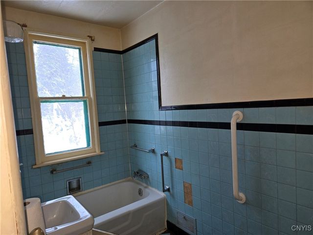 9226 Red Hill Road, New Hartford, NY 13319