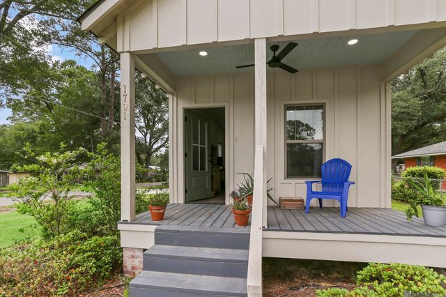 1701 Glenmora Ave, Jackson, LA 70748