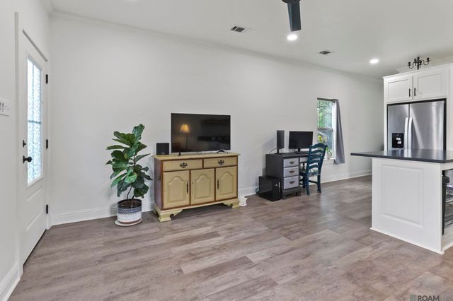 1701 Glenmora Ave, Jackson, LA 70748