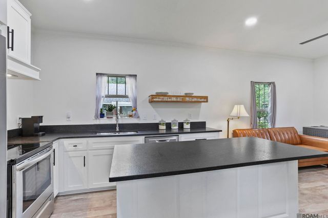 1701 Glenmora Ave, Jackson, LA 70748