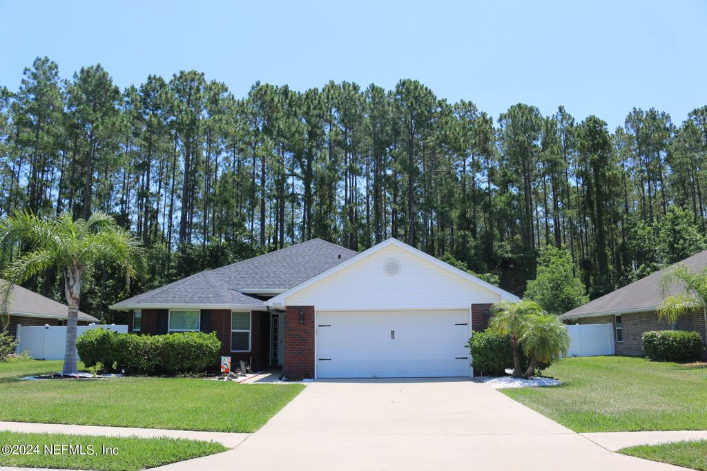 Image 1 of property listing at 78236 SADDLE ROCK Road, Yulee, FL 32097