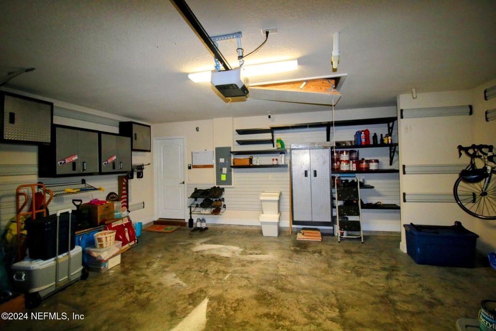 Image 21 of property listing at 78236 SADDLE ROCK Road, Yulee, FL 32097