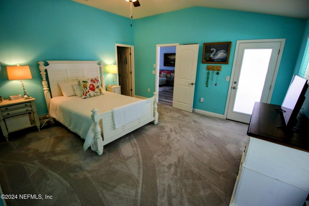 Image 9 of property listing at 78236 SADDLE ROCK Road, Yulee, FL 32097