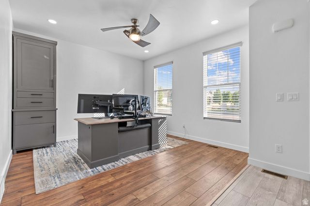 10643 S LAMOND DR, South Jordan, UT 84009