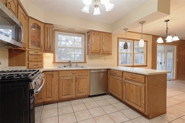 5532 BONDY Drive, Millcreek, PA 16509