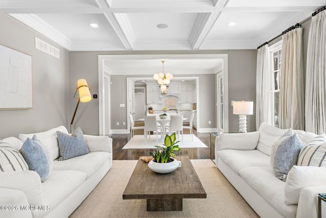 94 Ridge Road, Rumson, NJ 07760