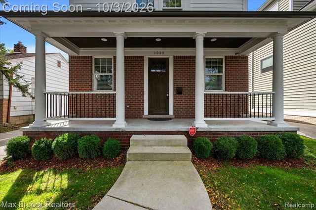 1222 Davis Avenue, Birmingham, MI 48009