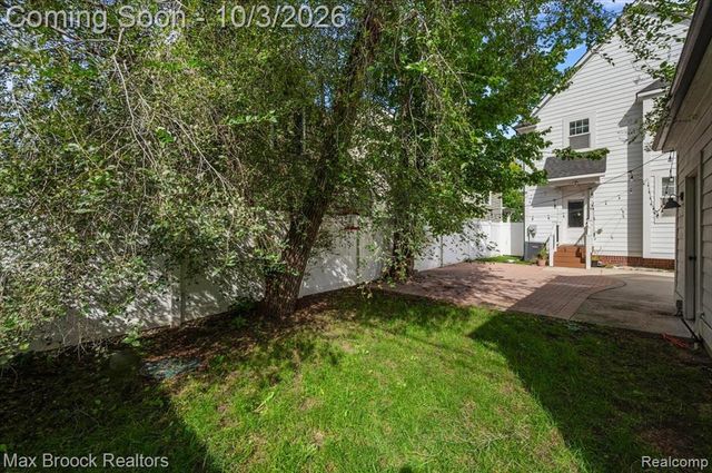 1222 Davis Avenue, Birmingham, MI 48009
