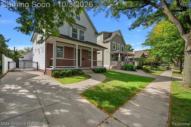 1222 Davis Avenue, Birmingham, MI 48009