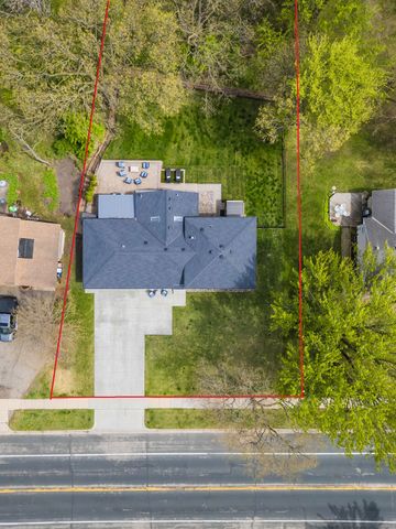 4916 Overlook Drive, Bloomington, MN 55437