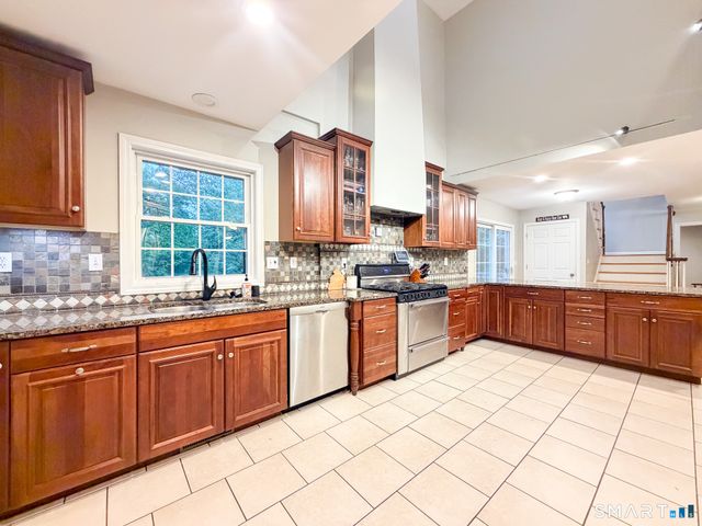 662 Coleman Road, Cheshire, CT 06410