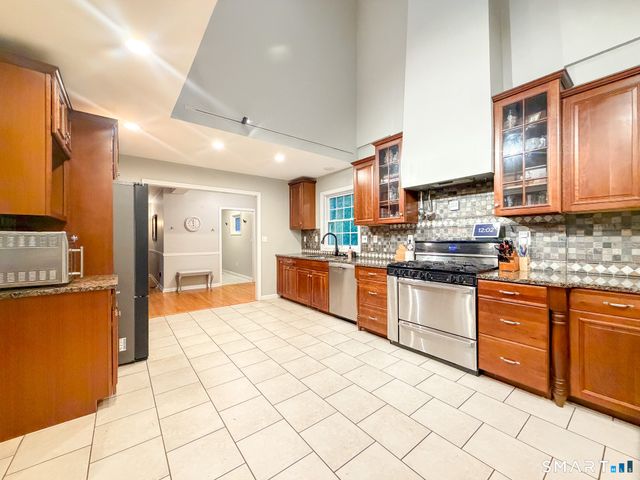 662 Coleman Road, Cheshire, CT 06410